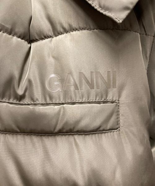 GANNI（ガニー）GANNI (ガニー) OVERSIZES PUFFER MIDI JACKET カーキ サイズ:XXSの古着・服飾アイテム