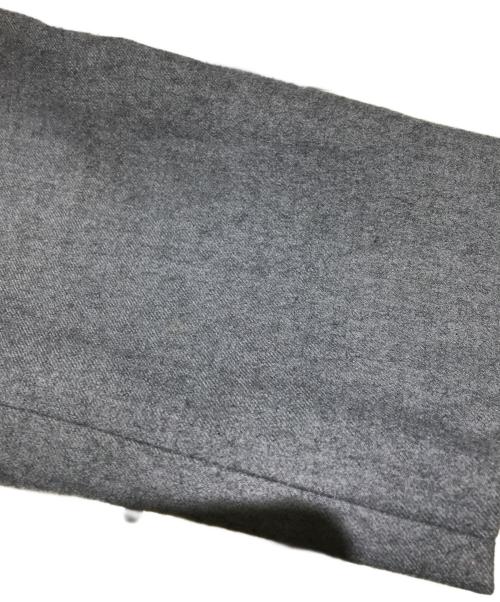 COMME des GARCONS HOMME PLUS（コムデギャルソンオムプリュス）COMME des GARCONS HOMME PLUS (コムデギャルソンオムプリュス) テーラードジャケット グレー サイズ:Sの古着・服飾アイテム