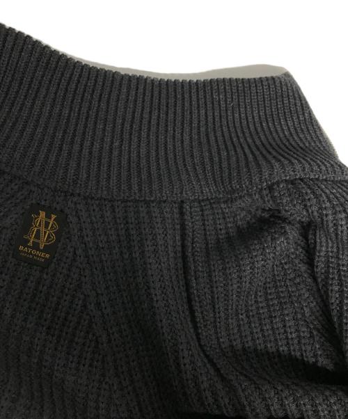 BATONER（バトナ―）BATONER (バトナ―) SIGNATURE DRIVERS KNIT グレー サイズ:3の古着・服飾アイテム