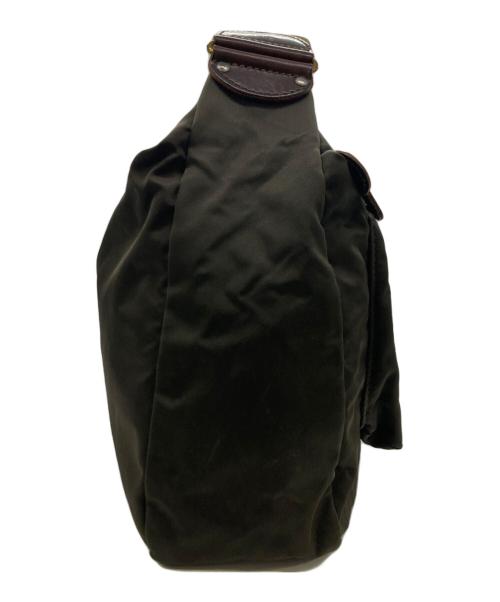 Felisi（フェリージ）Felisi (フェリージ) ナイロンショルダーバッグ オリーブの古着・服飾アイテム