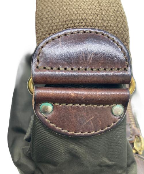 Felisi（フェリージ）Felisi (フェリージ) ナイロンショルダーバッグ オリーブの古着・服飾アイテム