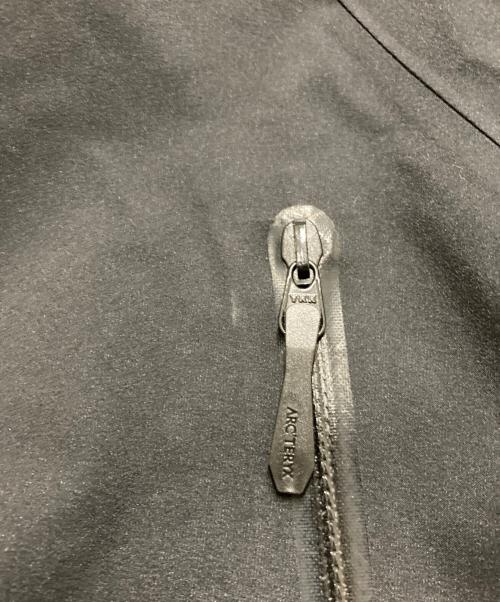 ARC'TERYX（アークテリクス）ARC'TERYX (アークテリクス) BETA JACKET ブラック サイズ:Mの古着・服飾アイテム