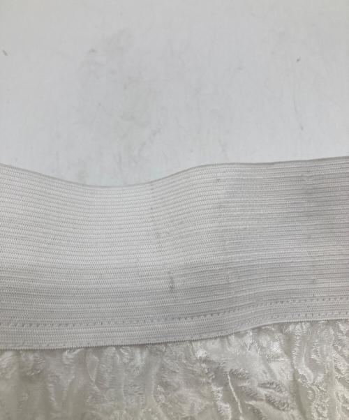 Snidel（スナイデル）Snidel (スナイデル) エンボスJQボリュームギャザースカート SWFS241179 ホワイト サイズ:1の古着・服飾アイテム