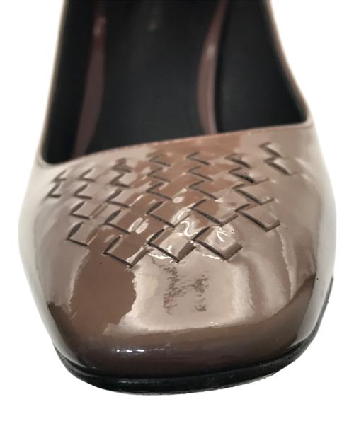 BOTTEGA VENETA（ボッテガベネタ）BOTTEGA VENETA (ボッテガベネタ) 編込パテントヒールパンプス ブラウン サイズ:35の古着・服飾アイテム