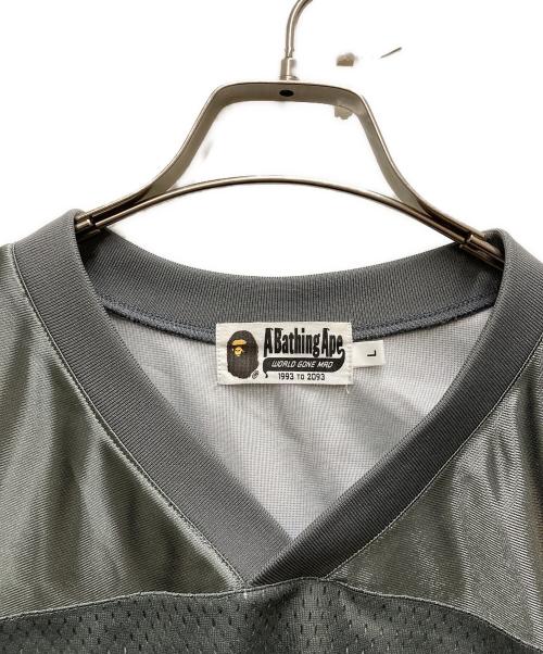 A BATHING APE（アベイシングエイプ）A BATHING APE (アベイシングエイプ) FOOTBALL JERSEY グレー サイズ:Lの古着・服飾アイテム
