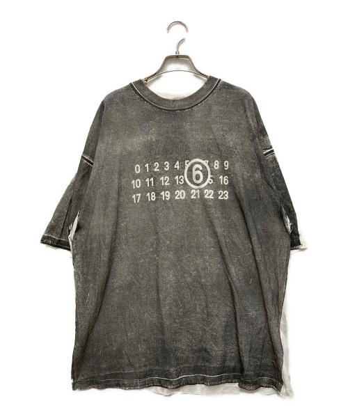MM6 Maison Margiela（エムエムシックスメゾンマルジェラ）MM6 Maison Margiela (エムエムシックスメゾンマルジェラ) ナンバーロゴTシャツ グレー サイズ:Mの古着・服飾アイテム