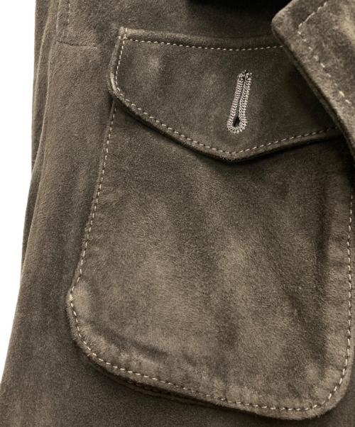 ENRICO MANDELLI（エンリコ・マンデッリ）ENRICO MANDELLI (エンリコ・マンデッリ) Sharon SUEDE SAFARI JACKET カーキ サイズ:48の古着・服飾アイテム