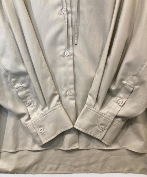 crewre（クルー）crewre (クルー) フルダルスパンフードシャツ ベージュ サイズ:3の古着・服飾アイテム
