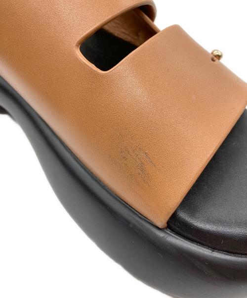 RIM.ARK（リムアーク）RIM.ARK (リムアーク) Volume sole sandal ブラウン サイズ:23.5cmの古着・服飾アイテム