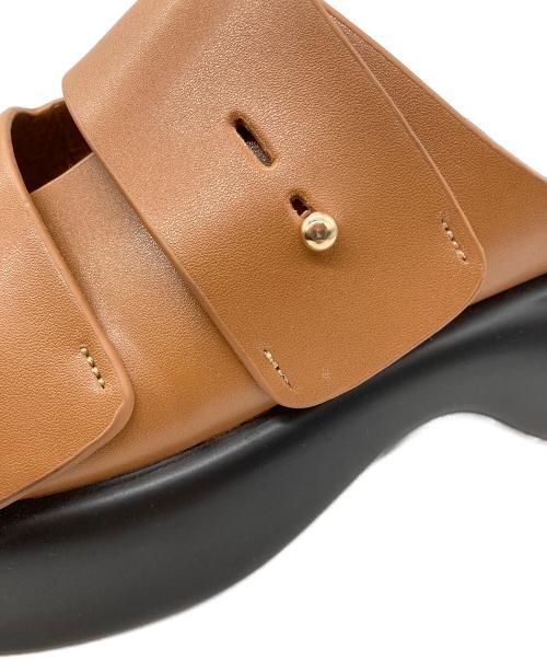 RIM.ARK（リムアーク）RIM.ARK (リムアーク) Volume sole sandal ブラウン サイズ:23.5cmの古着・服飾アイテム
