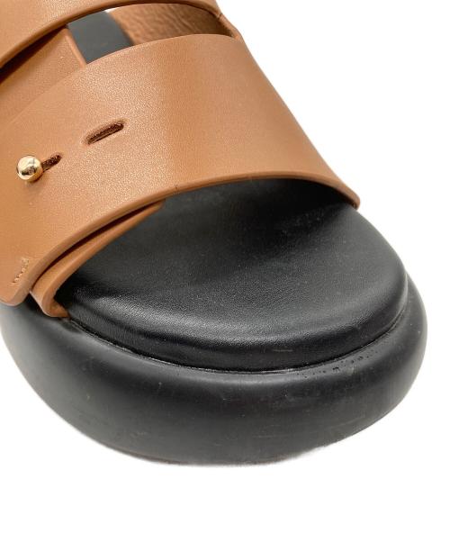 RIM.ARK（リムアーク）RIM.ARK (リムアーク) Volume sole sandal ブラウン サイズ:23.5cmの古着・服飾アイテム