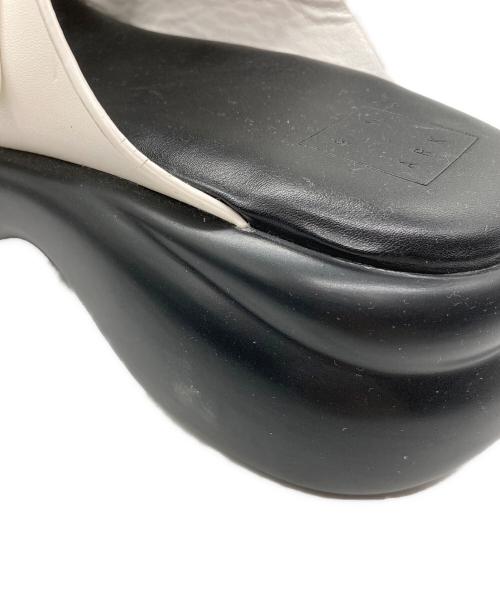 RIM.ARK（リムアーク）RIM.ARK (リムアーク) Volume sole sandal ブラック サイズ:23.5cmの古着・服飾アイテム