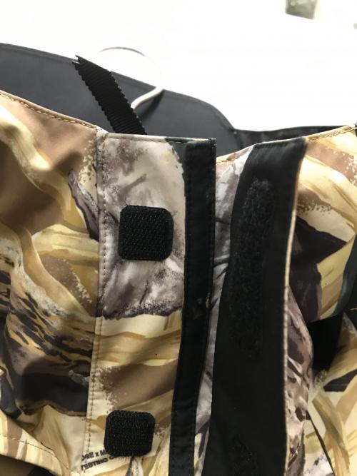 MARMOT（マーモット）MARMOT (マーモット) STABRIDGE (スタブリッジ) 3L ALPINIST JACKET カーキ×ブラック サイズ:Mの古着・服飾アイテム