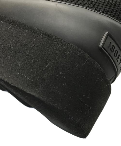 ISSEY MIYAKE（イッセイミヤケ）ISSEY MIYAKE (イッセイミヤケ) UNITED NUDE (ユナイテッドヌード) BOUNCE FIT BOOT ブラック サイズ:39の古着・服飾アイテム