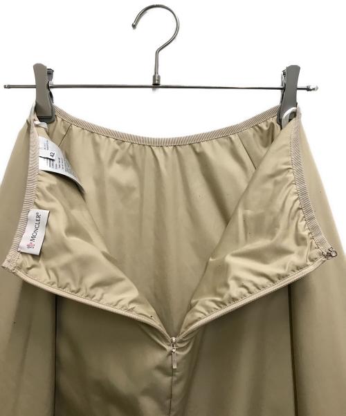 MONCLER（モンクレール）MONCLER (モンクレール) GONNA スカート ベージュ サイズ:42の古着・服飾アイテム