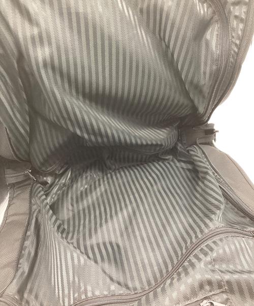 TUMI（トゥミ）TUMI (トゥミ) 42インチデラックスガーメントバッグ ブラックの古着・服飾アイテム