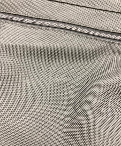 TUMI（トゥミ）TUMI (トゥミ) 42インチデラックスガーメントバッグ ブラックの古着・服飾アイテム