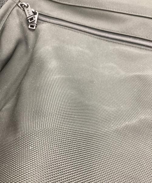 TUMI（トゥミ）TUMI (トゥミ) 42インチデラックスガーメントバッグ ブラックの古着・服飾アイテム