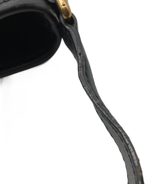 GUCCI（グッチ）GUCCI (グッチ) ワンショルダーバッグ ブラックの古着・服飾アイテム