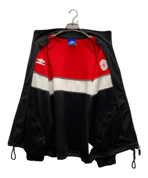 UMBRO（アンブロ）UMBRO (アンブロ) 90s Manchester United TRACK JACKET レッド×ブラック サイズ:Mの古着・服飾アイテム