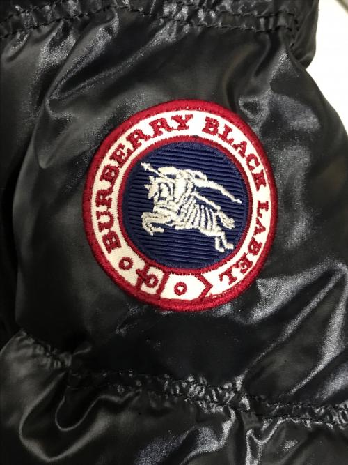 BURBERRY BLACK LABEL（バーバリーブラックレーベル）BURBERRY BLACK LABEL (バーバリーブラックレーベル) 袖ワッペンダウンジャケット ブラック サイズ:Lの古着・服飾アイテム