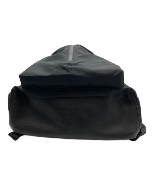 ear PAPILLONNER（イアパピヨネ）ear PAPILLONNER (イアパピヨネ) 撥水レザーコンビバックパック ブラックの古着・服飾アイテム