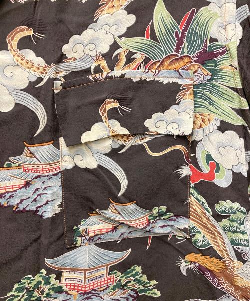 Sun Surf（サンサーフ）Sun Surf (サンサーフ) SPECIAL EDITION “EAGLE,TIGER,DRAGON” アロハシャツ ブラウン サイズ:Mの古着・服飾アイテム