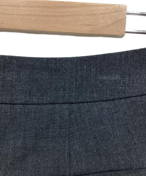 ENFOLD（エンフォルド）ENFOLD (エンフォルド) 2タックスラックス グレー サイズ:34の古着・服飾アイテム