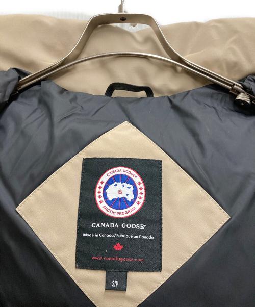 CANADA GOOSE（カナダグース）CANADA GOOSE (カナダグース) BELLEVILLE ダウンコート ベージュ サイズ:Sの古着・服飾アイテム