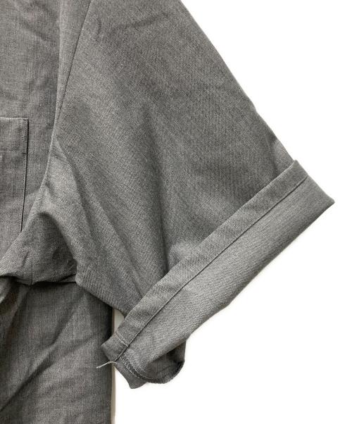 SOPHNET.（ソフネット）SOPHNET. (ソフネット) SUMMER STRETCH WOOL S/S SHIRT グレー サイズ:Lの古着・服飾アイテム