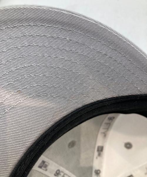 New Era（ニューエラ）New Era (ニューエラ) midium rare キャップ ホワイト×グレーの古着・服飾アイテム