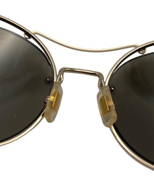 MIU MIU（ミュウミュウ）MIU MIU (ミュウミュウ) サングラス グレー サイズ:57□19の古着・服飾アイテム