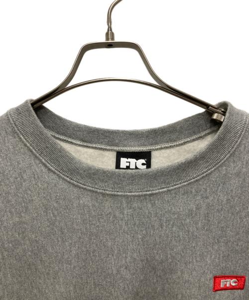 FTC（エフティーシー）FTC (エフティーシー) SMALL BOX LOGO CREW NECK グレー サイズ:Mの古着・服飾アイテム