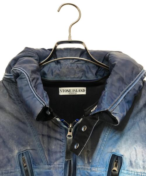 STONE ISLAND（ストーンアイランド）STONE ISLAND (ストーンアイランド) 10AW リキッドリフレクティブジャ ケット ブルー サイズ:Mの古着・服飾アイテム