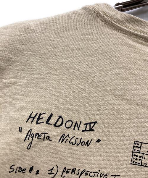 UNDERCOVER（アンダーカバー）UNDERCOVER (アンダーカバー) TEE Print Agneta Nilsson ベージュ サイズ:3の古着・服飾アイテム
