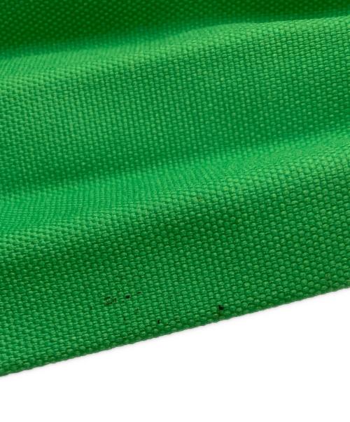 me ISSEY MIYAKE（ミーイッセイ ミヤケ）me ISSEY MIYAKE (ミーイッセイ ミヤケ) プリーツトートバッグ グリーン×オレンジの古着・服飾アイテム