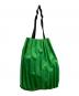 me ISSEY MIYAKE (ミーイッセイ ミヤケ) プリーツトートバッグ グリーン×オレンジ：8000円