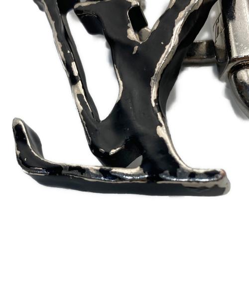 LOUIS VUITTON（ルイ ヴィトン）LOUIS VUITTON (ルイ ヴィトン) ポルトクレLVシャープ シルバーの古着・服飾アイテム