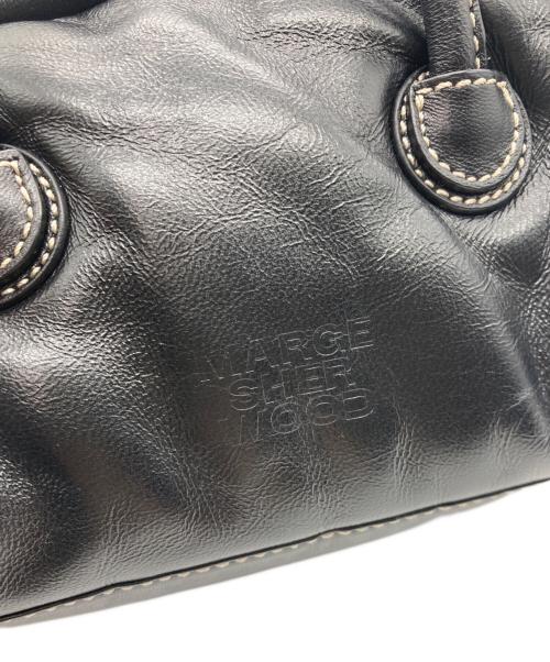 MARGESHERWOOD（マージシャーウッド）MARGESHERWOOD (マージシャーウッド) OUTPOCKET HOBO MINI ブラックの古着・服飾アイテム