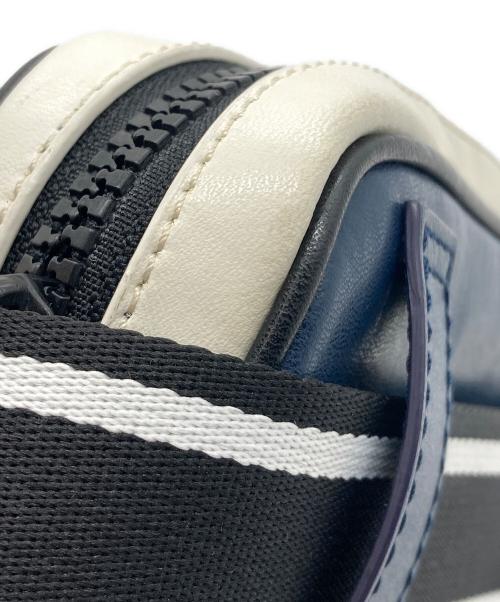 GIVENCHY（ジバンシィ）GIVENCHY (ジバンシィ) 2WAYショルダーバッグ ホワイト×ネイビーの古着・服飾アイテム