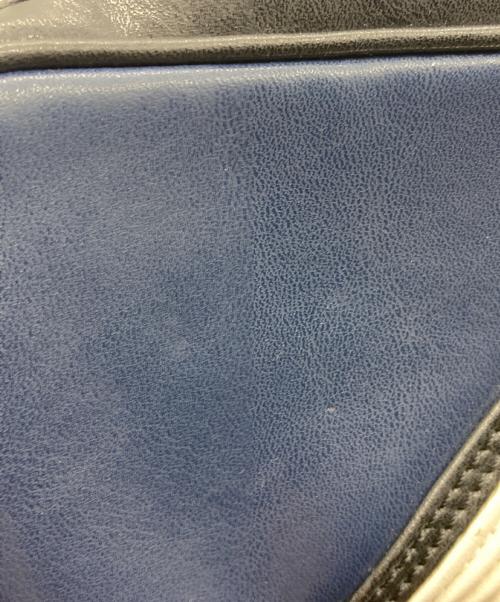 GIVENCHY（ジバンシィ）GIVENCHY (ジバンシィ) 2WAYショルダーバッグ ホワイト×ネイビーの古着・服飾アイテム