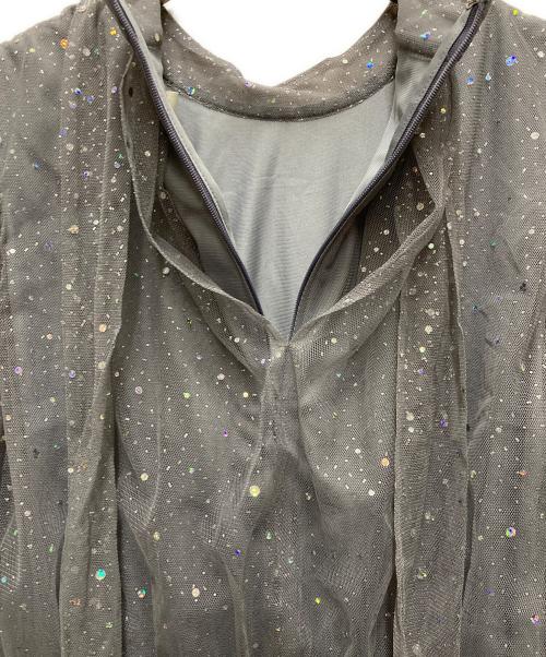 furfur（ファーファー）furfur (ファーファー) ハーフスリーブラメチュールドレス グレー サイズ:FREEの古着・服飾アイテム