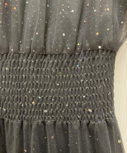furfur（ファーファー）furfur (ファーファー) ハーフスリーブラメチュールドレス グレー サイズ:FREEの古着・服飾アイテム