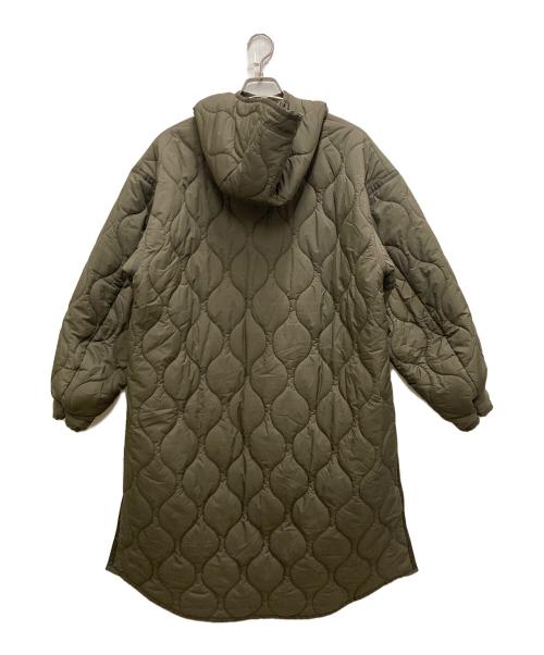 WILD THINGS（ワイルドシングス）WILD THINGS (ワイルドシングス) TOMORROW LAND (トゥモローランド) 別注 プリマロフト キルティングコート オリーブ サイズ:FREEの古着・服飾アイテム