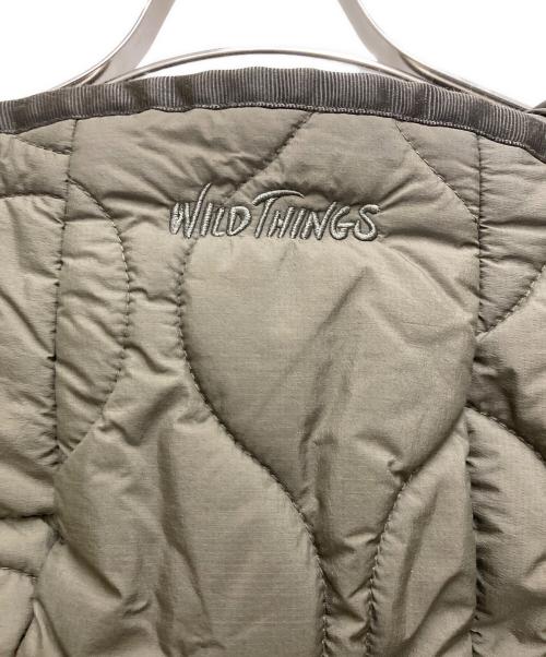 WILD THINGS（ワイルドシングス）WILD THINGS (ワイルドシングス) TOMORROW LAND (トゥモローランド) 別注 プリマロフト キルティングコート オリーブ サイズ:FREEの古着・服飾アイテム