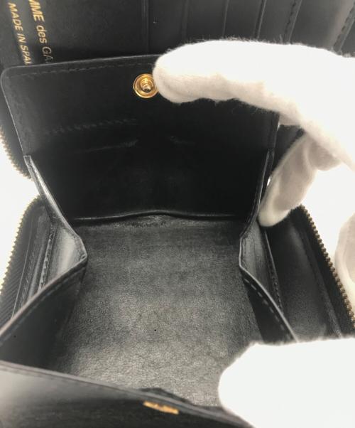 Wallet Comme des Garcons（ウォレットコムデギャルソン）WALLET COMME des GARCONS (ウォレットコムデギャルソン) EMMBOSSED LOGOTYPE 1 ブラックの古着・服飾アイテム