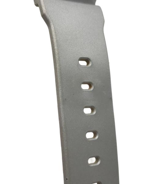 CASIO（カシオ）CASIO (カシオ) DW-6930BS-8JR シルバーの古着・服飾アイテム