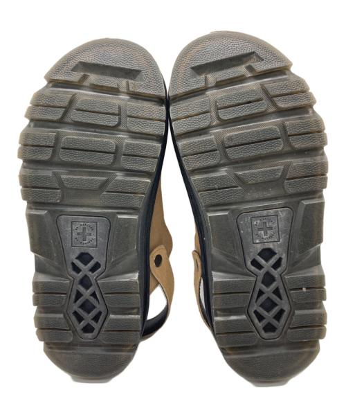 Dr.Martens（ドクターマーチン）Dr.Martens (ドクターマーチン) ZEBZAG MULE ベージュ サイズ:US 8の古着・服飾アイテム