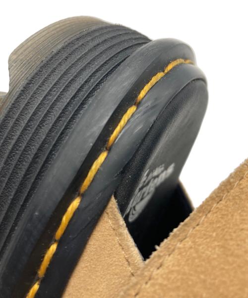 Dr.Martens（ドクターマーチン）Dr.Martens (ドクターマーチン) ZEBZAG MULE ベージュ サイズ:US 8の古着・服飾アイテム