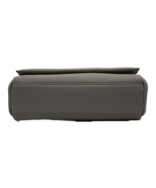 BEARDSLEY（ビアズリー）BEARDSLEY (ビアズリー) レザーショルダーバッグ ベージュの古着・服飾アイテム